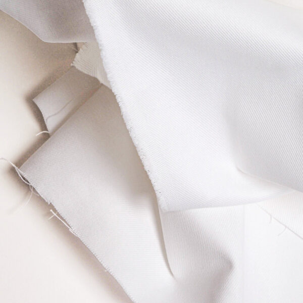 Coton sergé tissé au Japon - au mètre Coton sergé tissé au Japon - au mètre