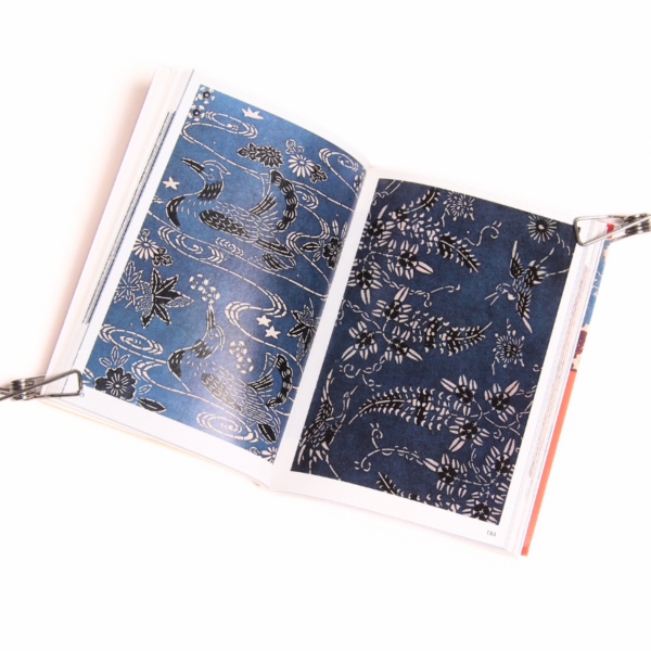 Livre Ryukyu Bingata Traditional Clothes of Okinawa Livre Ryukyu Bingata Traditional Clothes of Okinawa